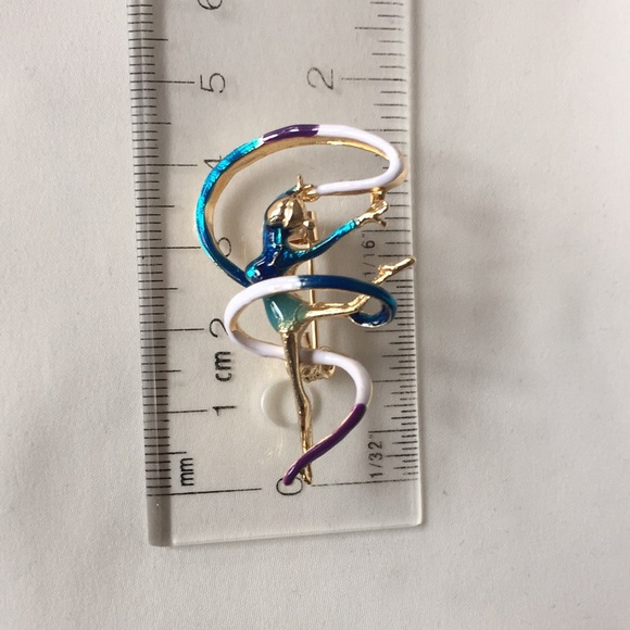 🍏50% OFF/3+... Enamel Gymnast with Ribbon Brooch - Picture 5 of 6